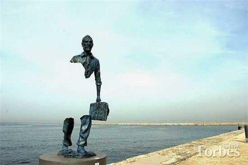 全球最有创意25件雕塑